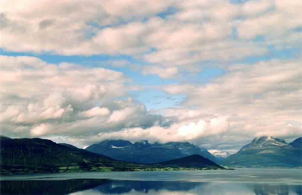 190 - Noruega - paisaje - 2001